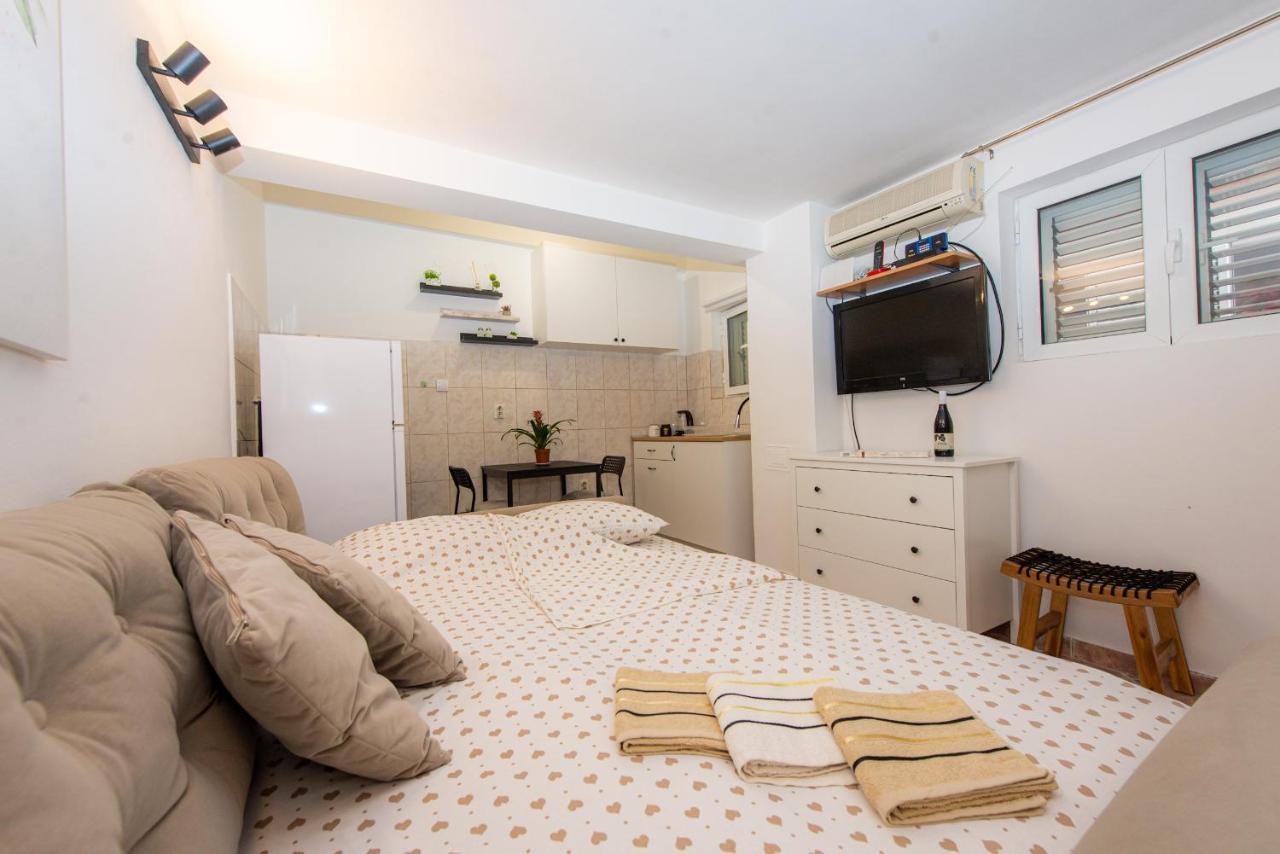 Studio Apartment Silva Kotor Exterior photo